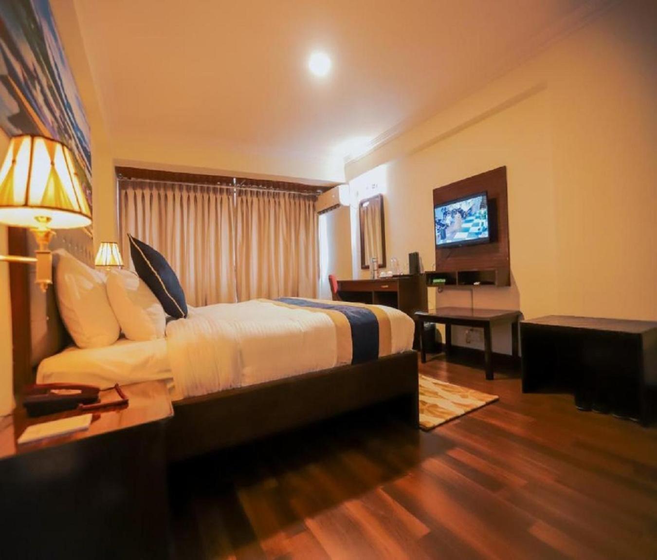 Hotel Teo International Near Delhi Airport By-Tu Casa 뉴델리 외부 사진